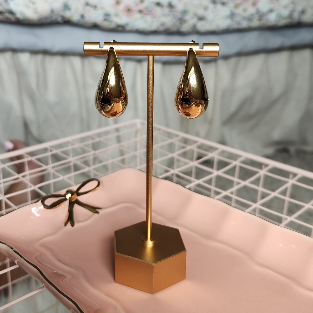 Kendra Scott 18k Gold Vermeil Raylyn Hoop Earrings - Picture 3 of 6